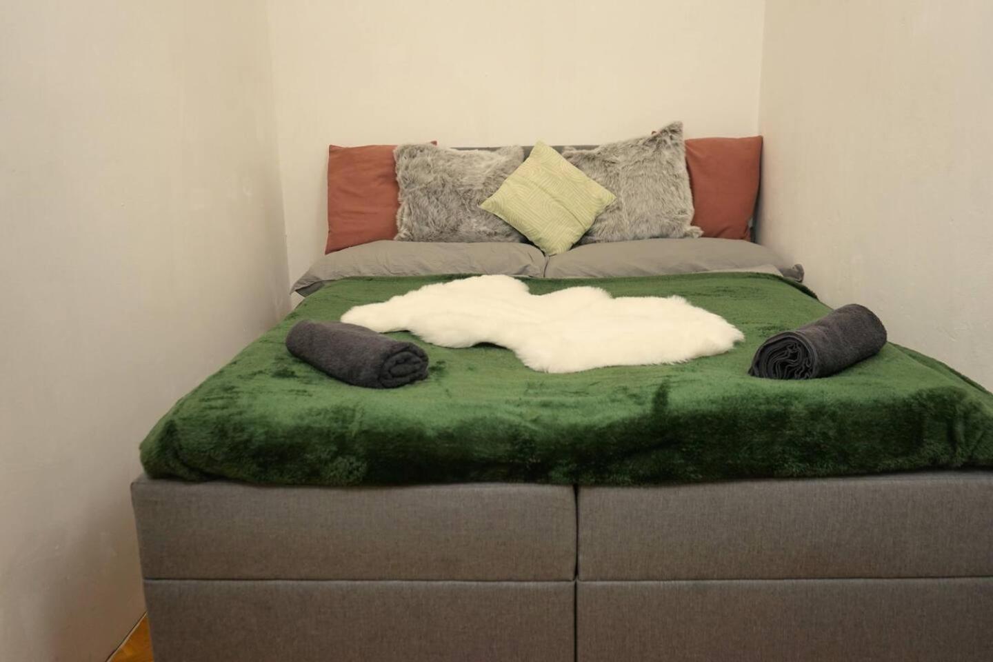 Beautiful Near Hauptbahnhof * Viena