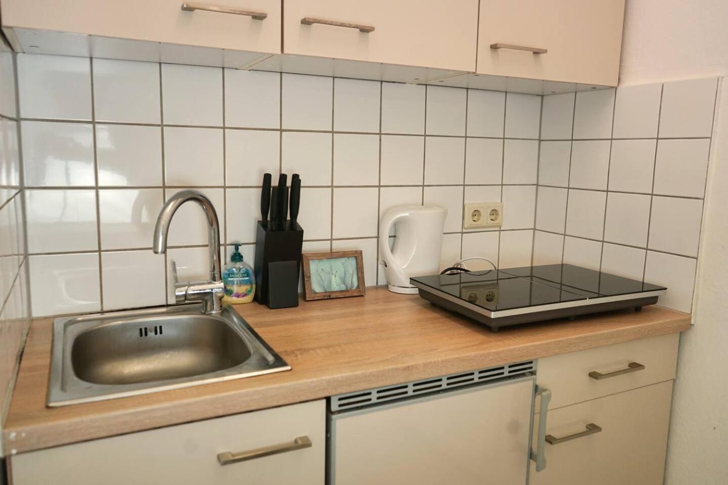 Beautiful Near Hauptbahnhof Apartamento *