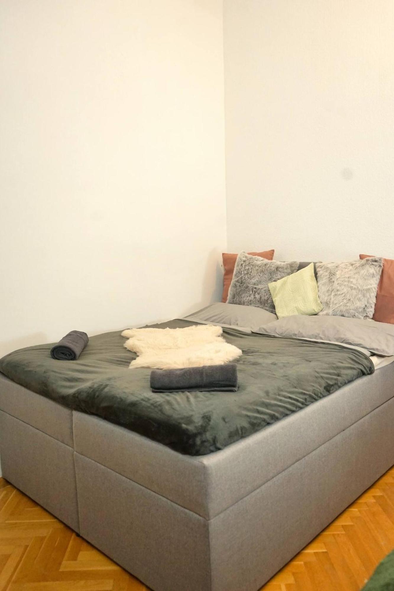 Beautiful Near Hauptbahnhof Apartamento