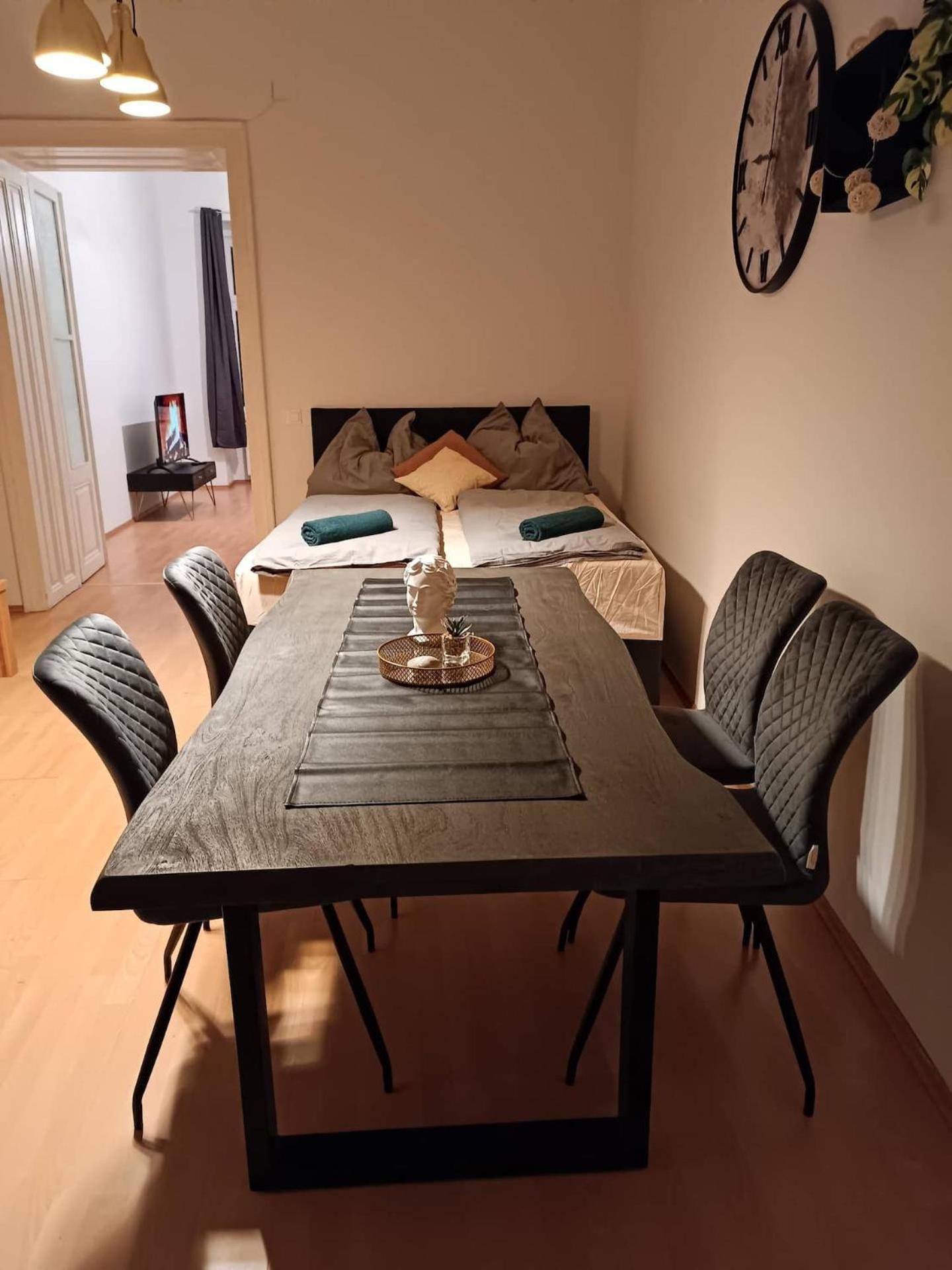 Beautiful Near Hauptbahnhof Apartamento *